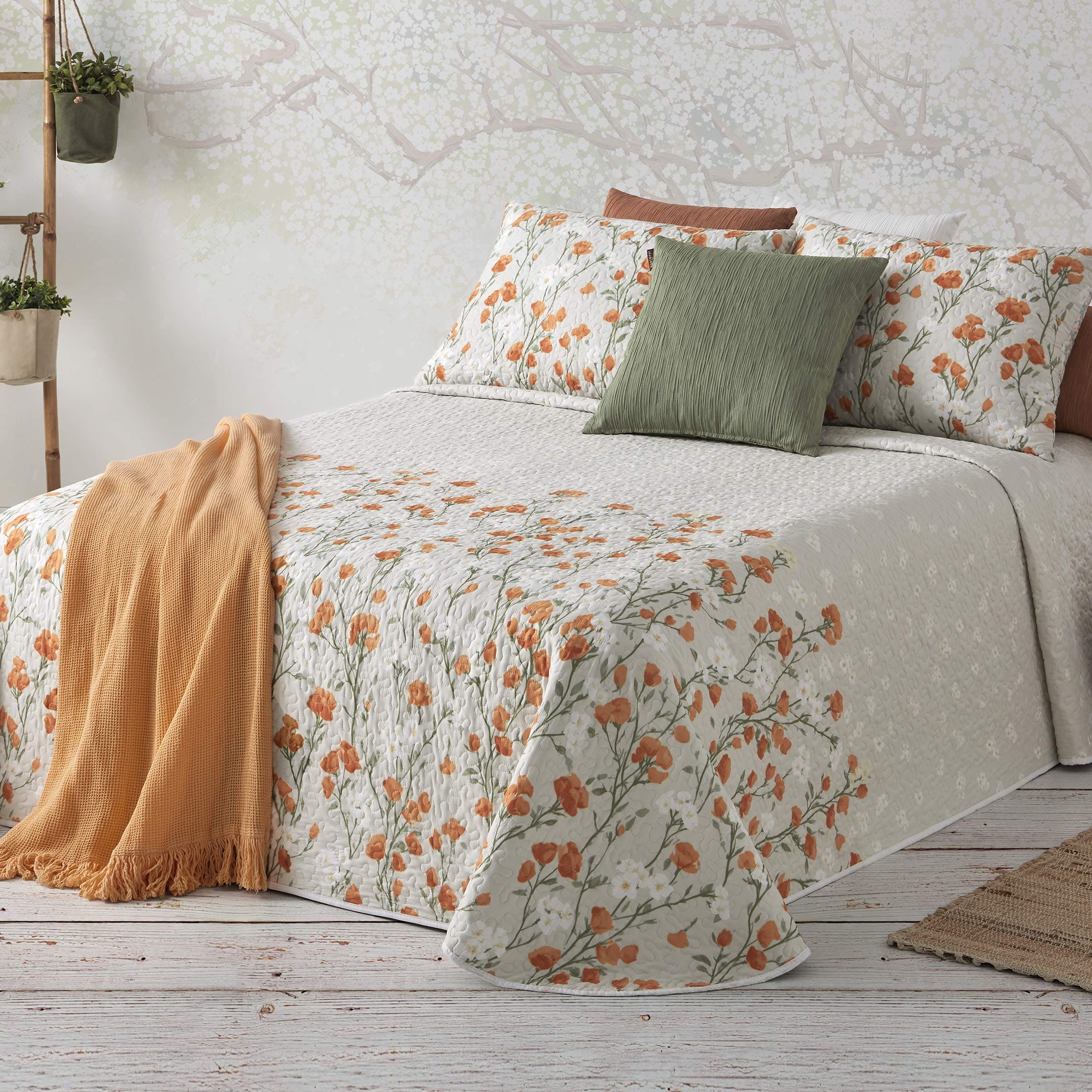 Provenza bedspread