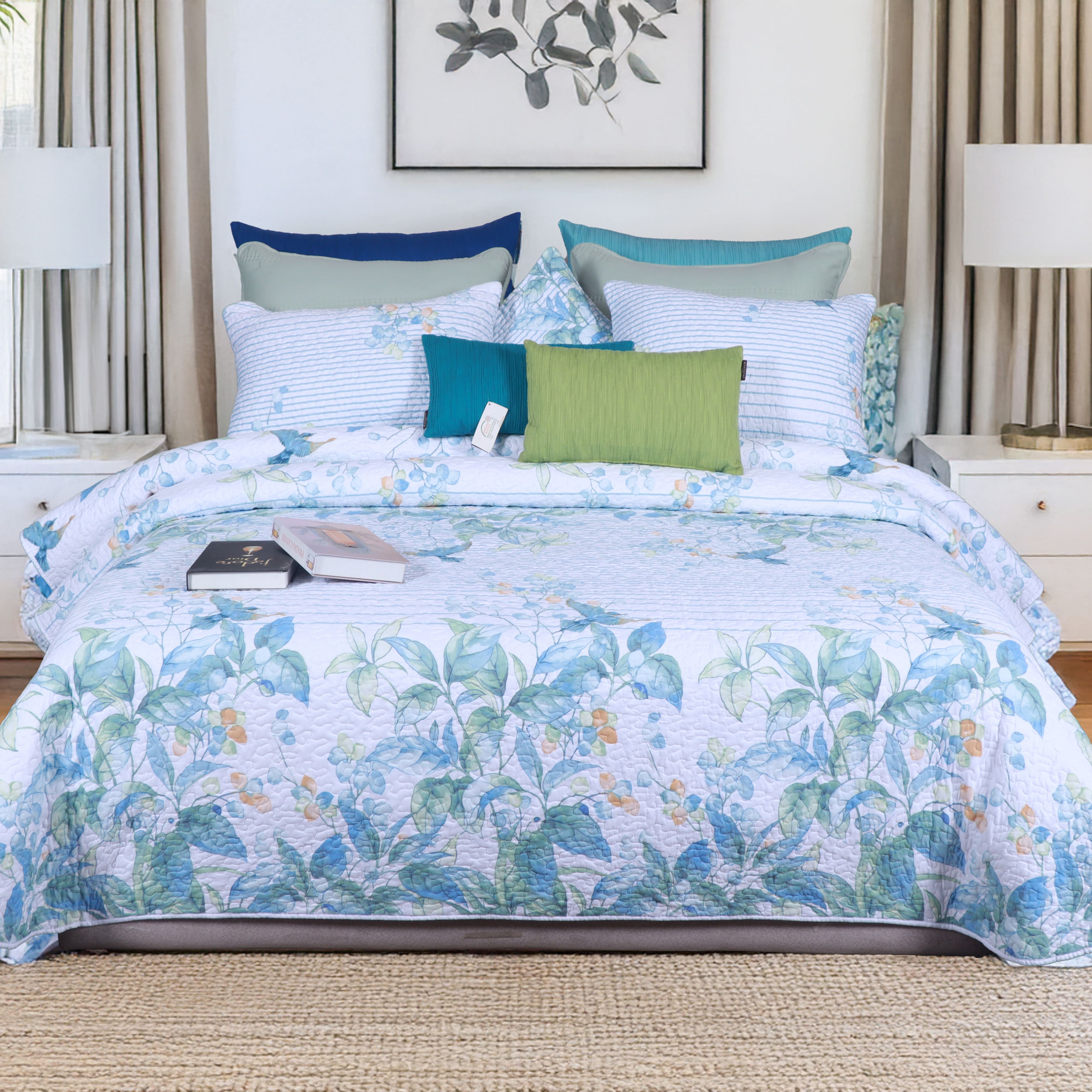 Bouti Birds bedspread