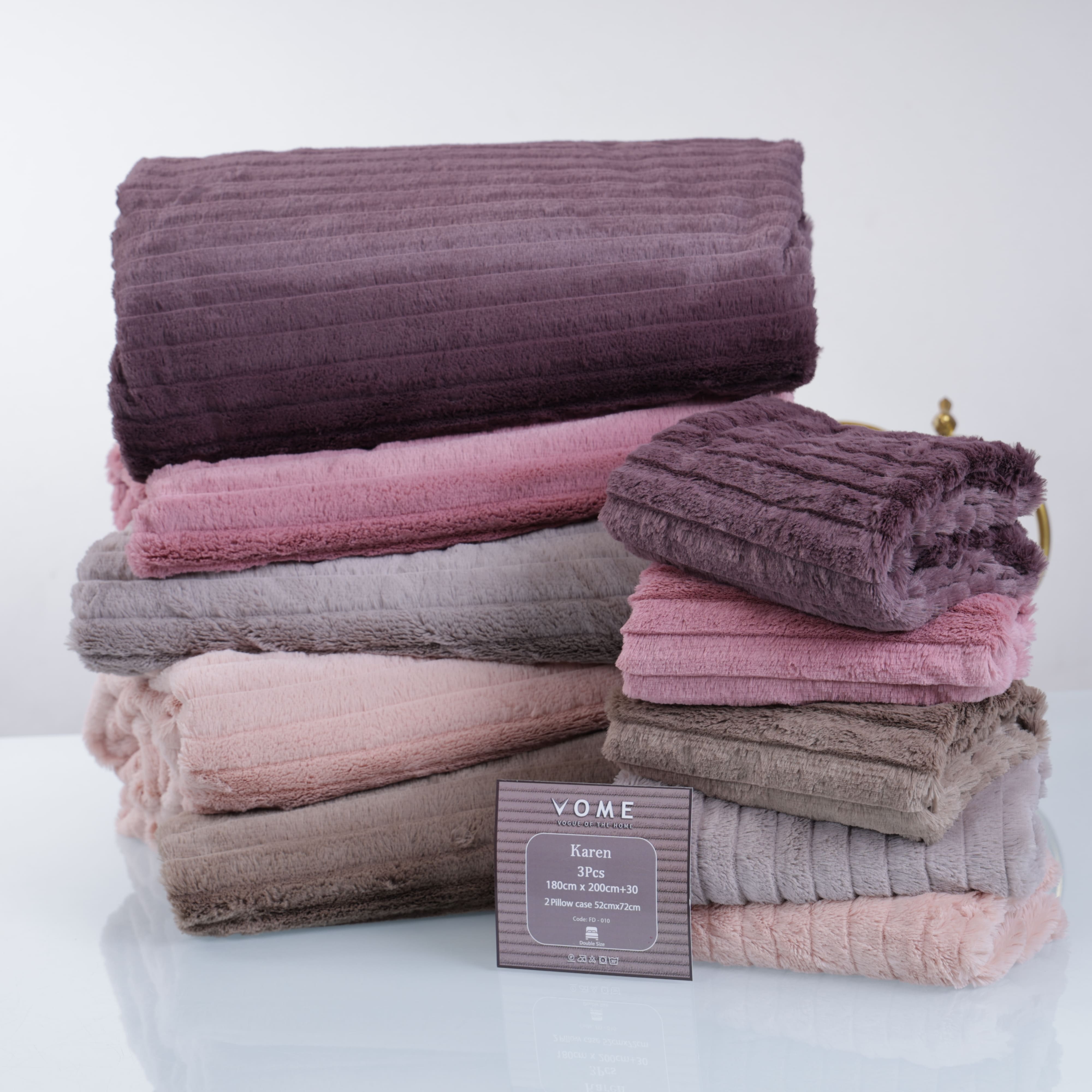 Karen Fitted Blanket