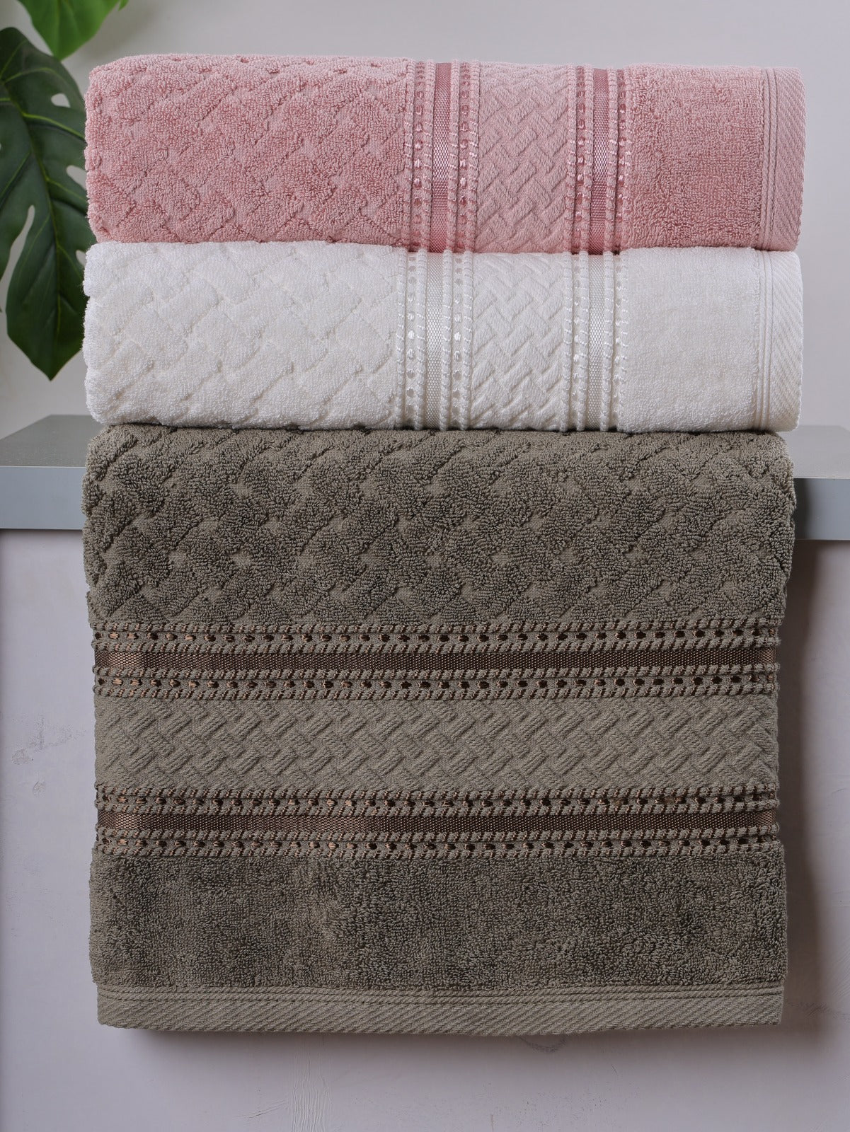 100% Cotton Towel Metalic Style (70 × 140 cm)