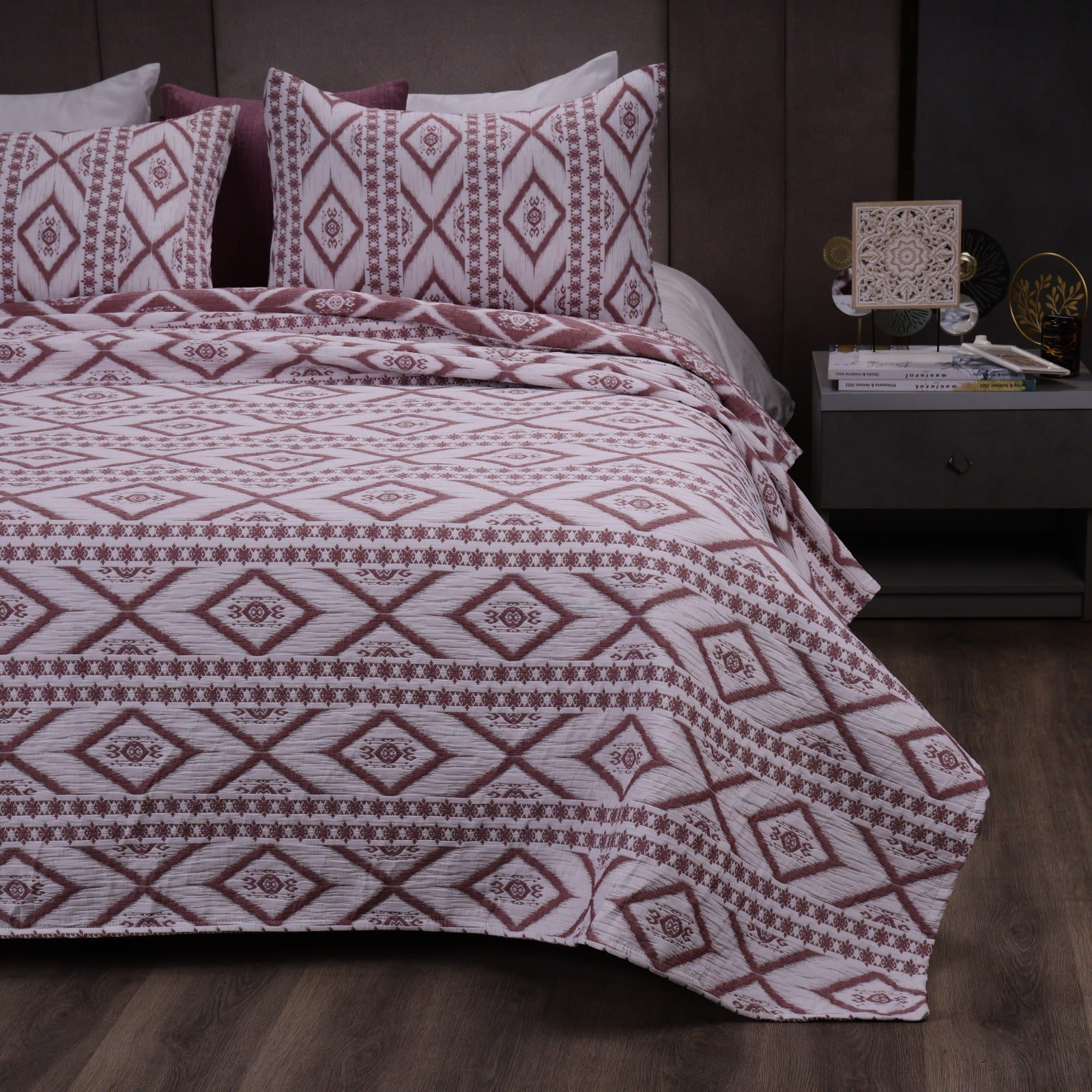 Elora Bedspread