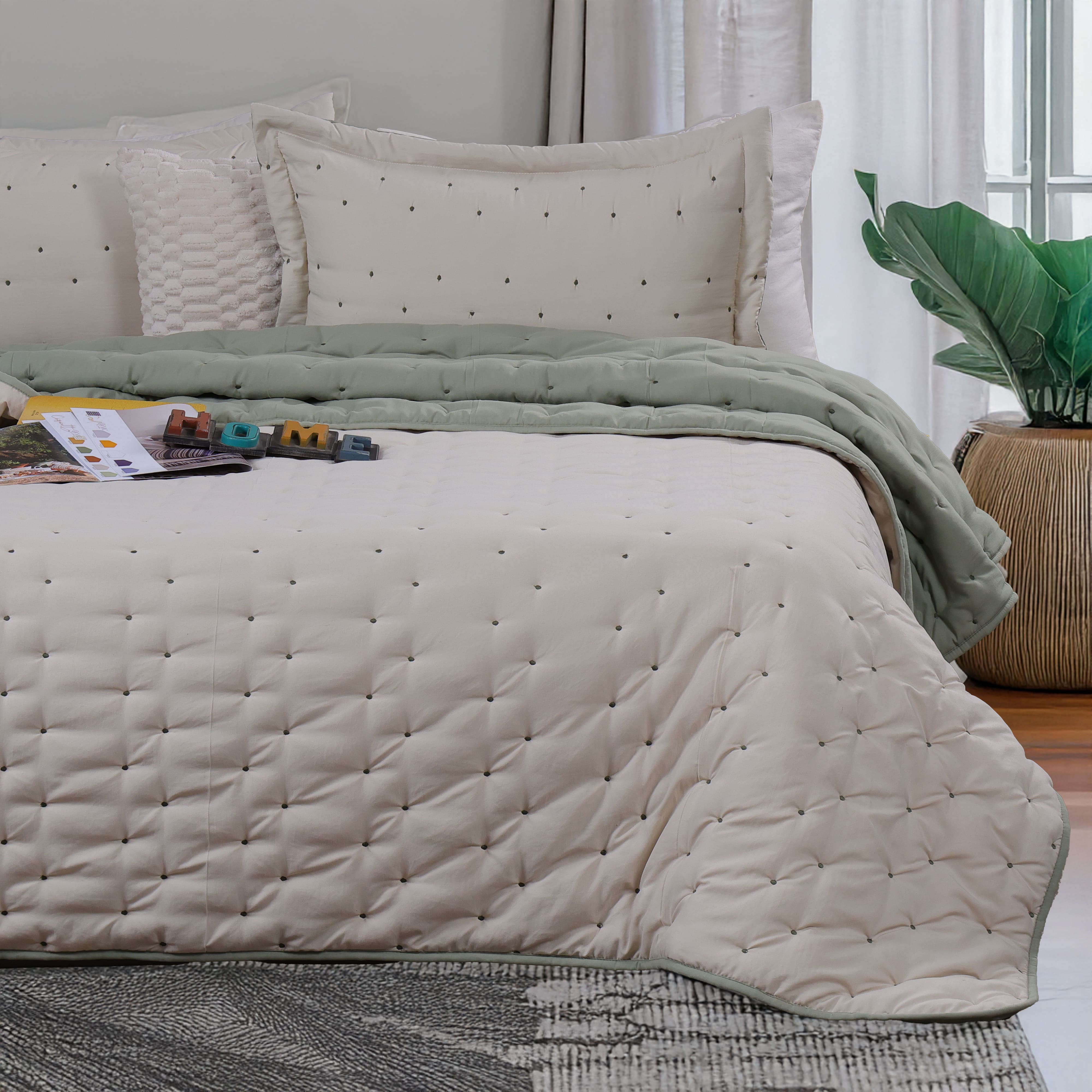Elegance Comforter