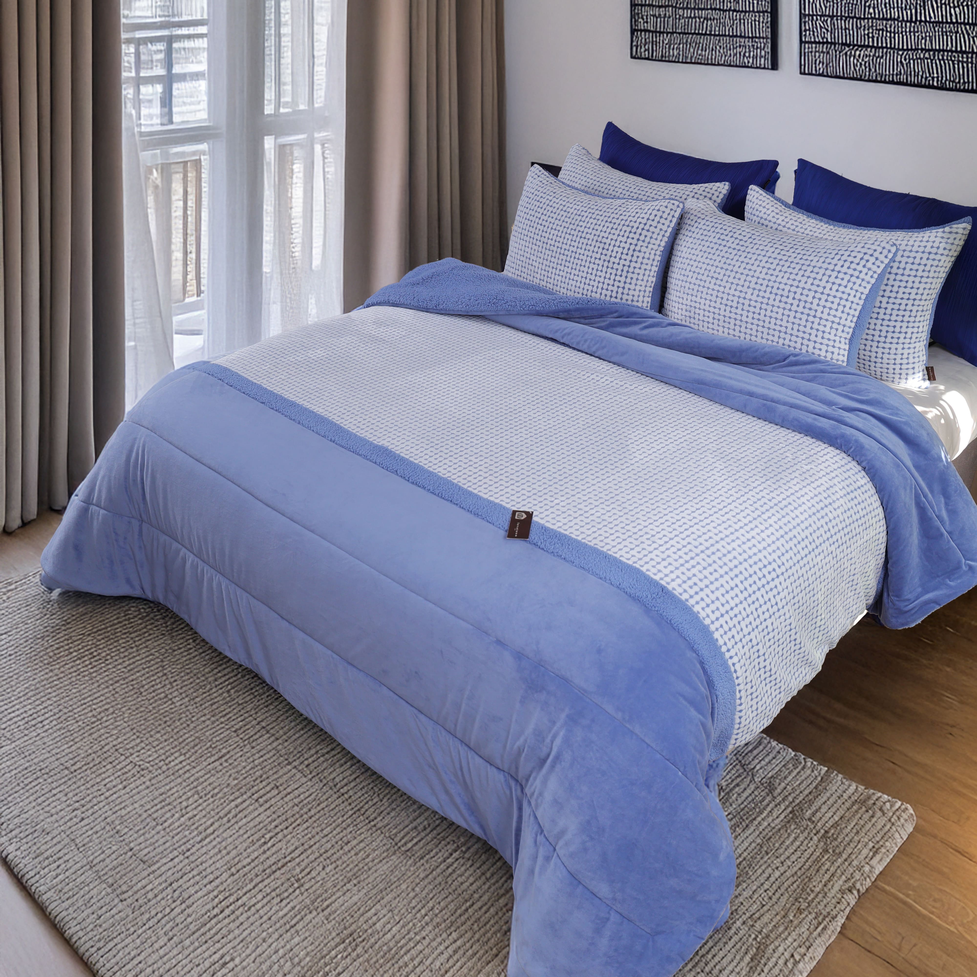 Doko Blue Comforter