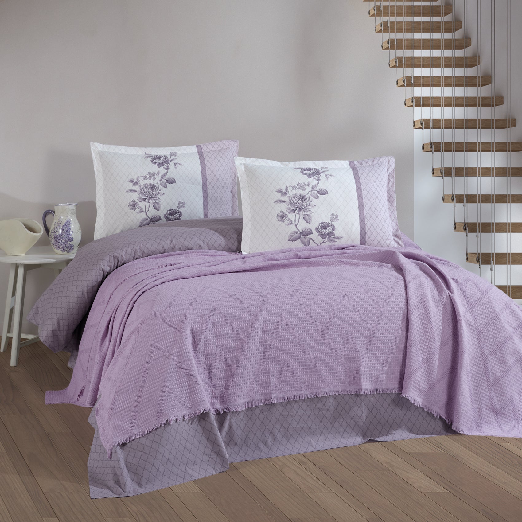 Sauve Bedspread set