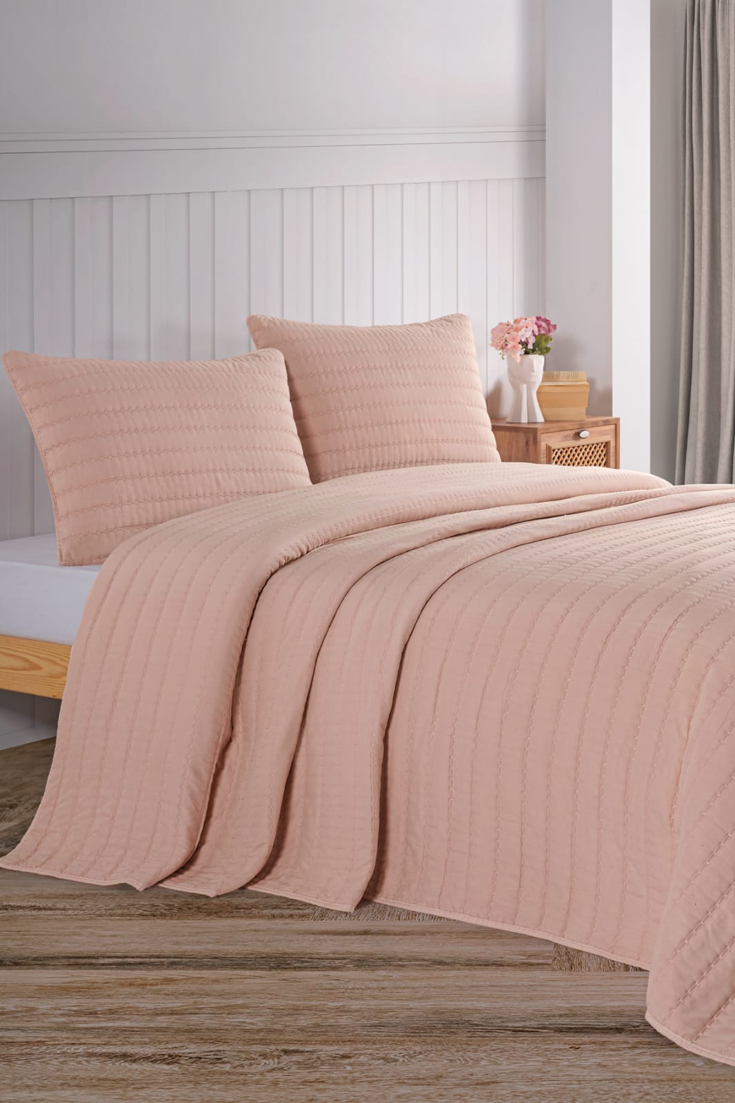 Nelda Bedspread